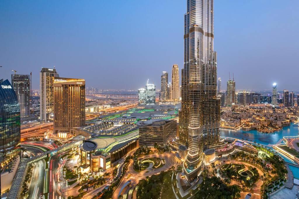 First Class 2Br With Full Burj Khalifa And Fountain View Apartment Дубай Екстериор снимка