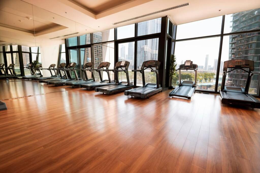 First Class 2Br With Full Burj Khalifa And Fountain View Apartment Дубай Екстериор снимка